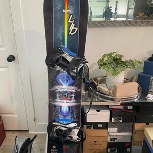 Lib Tech Snowboard Bundle with Bindings